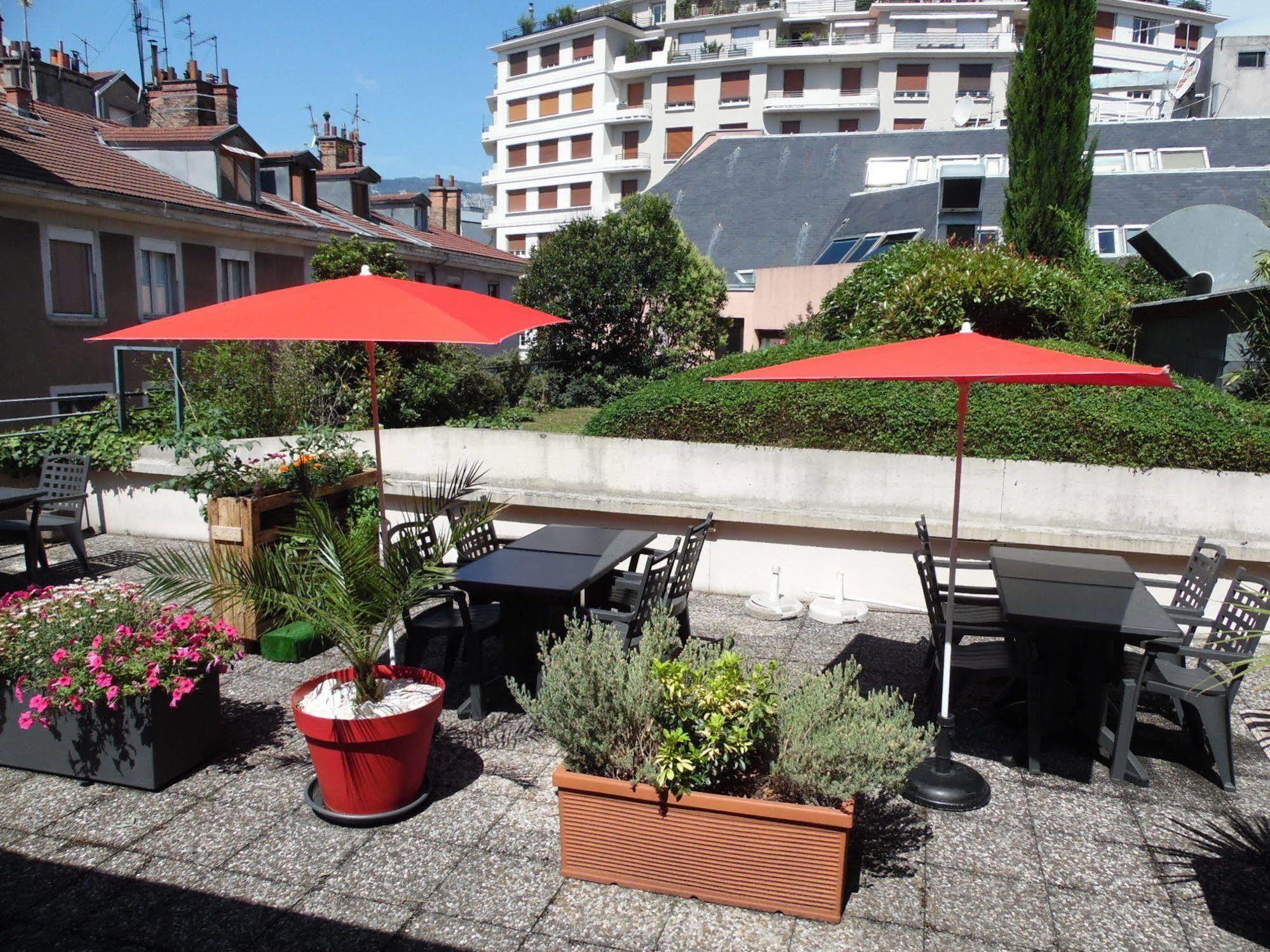 Ibis Grenoble Centre Bastille Exterior foto